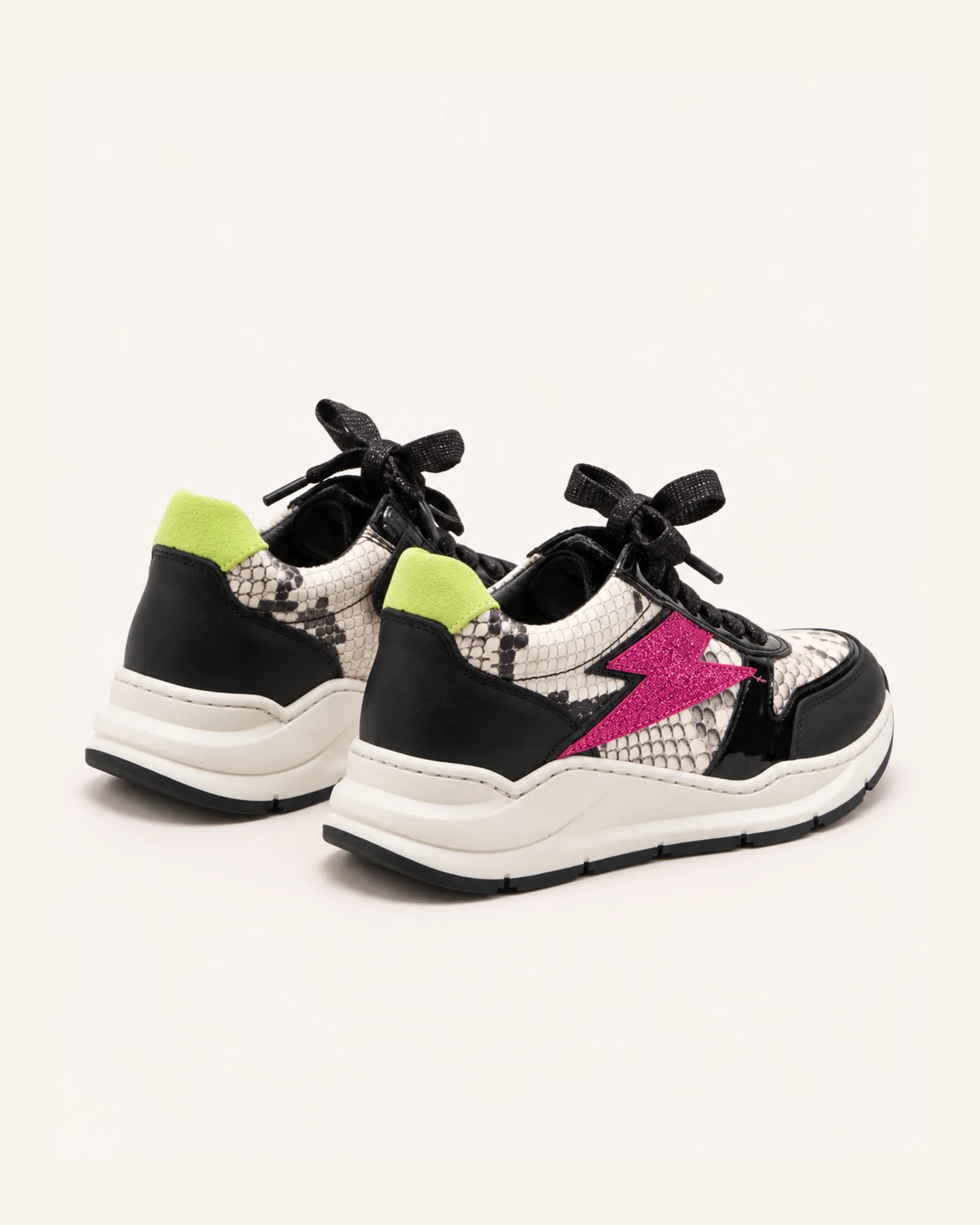 Sneakers Mira 205
