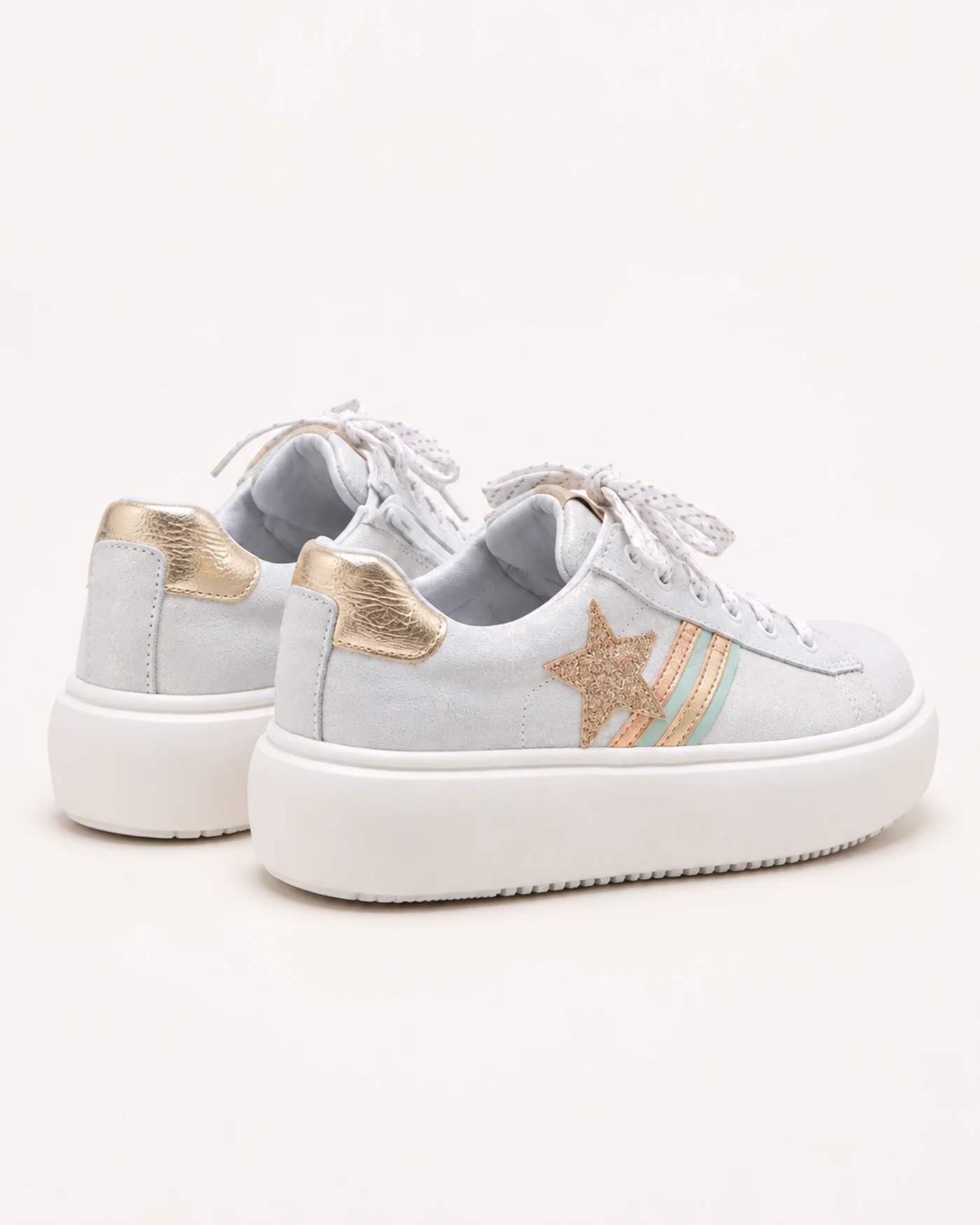 Sneakers Mira 221