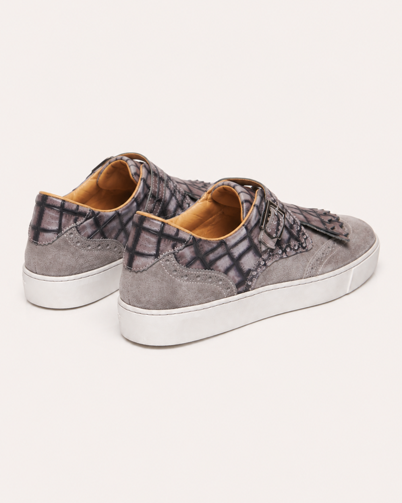 Sneakers Mira 105