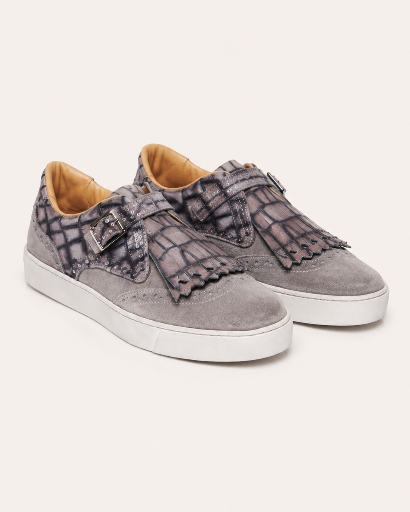 Sneakers Mira 105