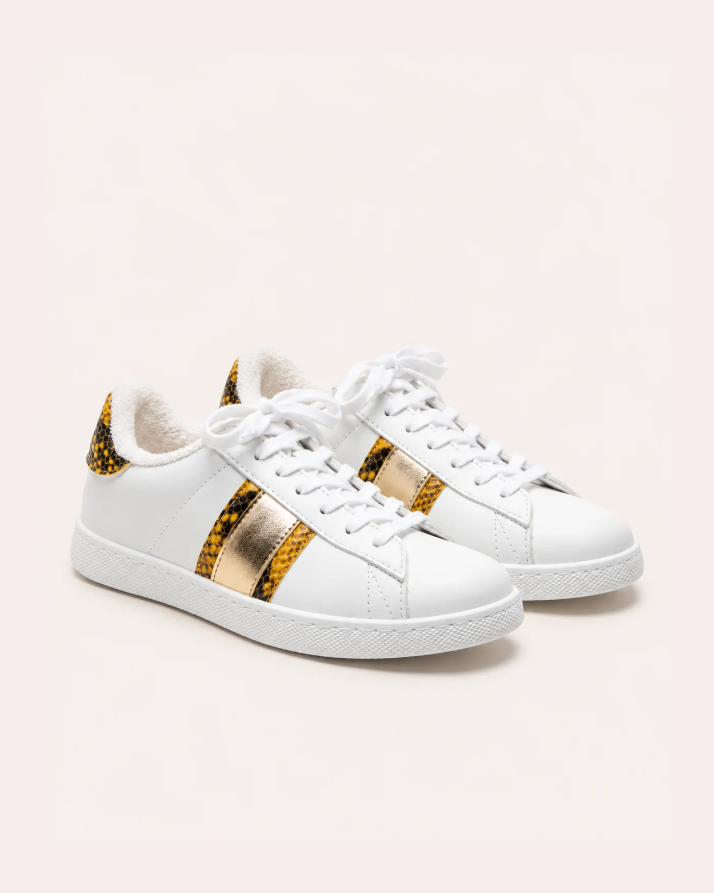 Sneakers Mira 217